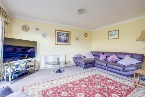 3 bedroom semi-detached house for sale, Bedder Road, High Wycombe HP12