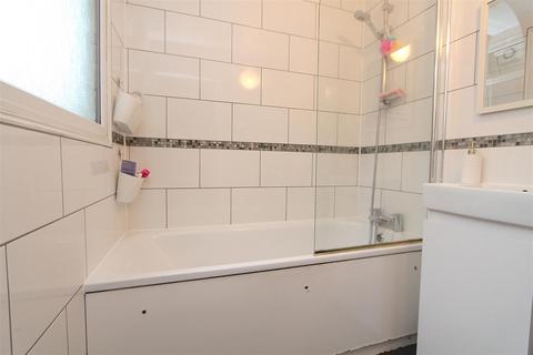 73 Titchfield Road, Carshalton, SM5 1PU