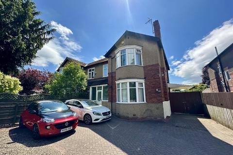 4 bedroom semi-detached house to rent, Woodland Road, Darlington