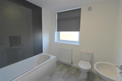 2 bedroom apartment to rent, Russell Street, Darlington