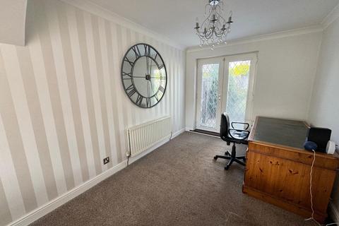 10 Silverdale, Nunthorpe, Middlesbrough, TS7 0RF