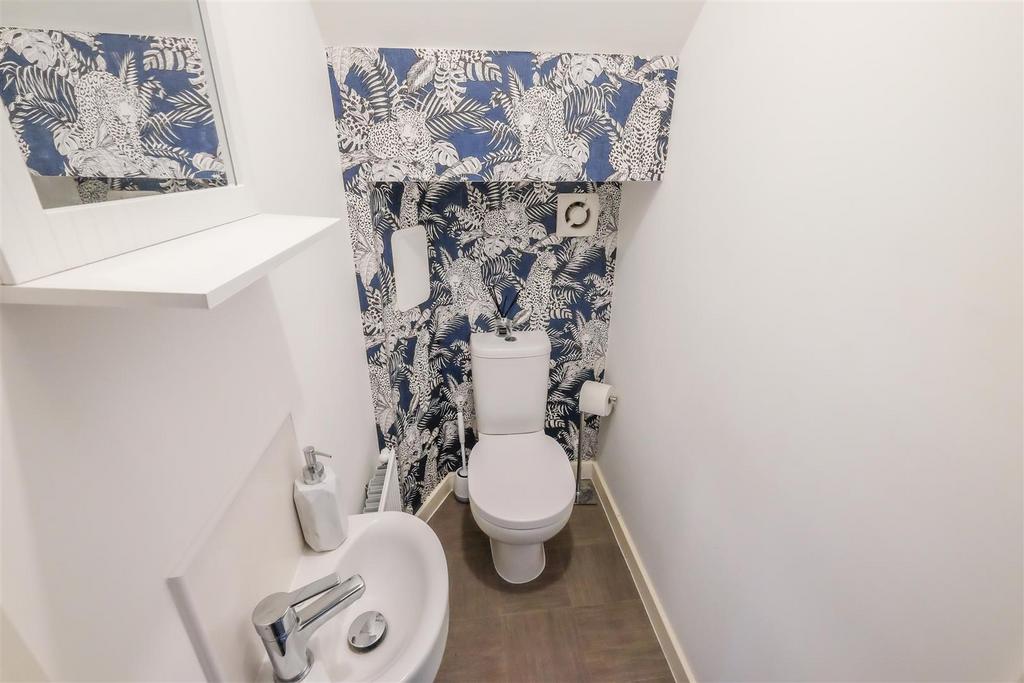 Groundfloor WC