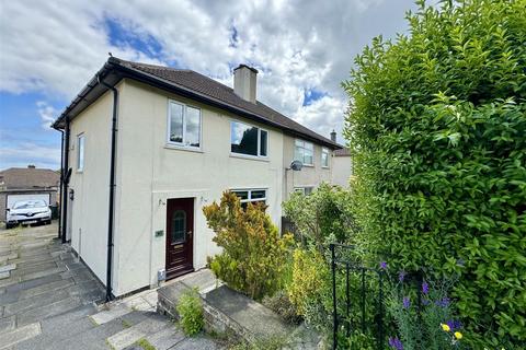 3 bedroom semi-detached house for sale, De Lacy Avenue, Almondbury, Huddersfield HD5 8NX