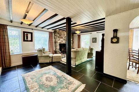 undefined, Pentreuchaf, Pwllheli
