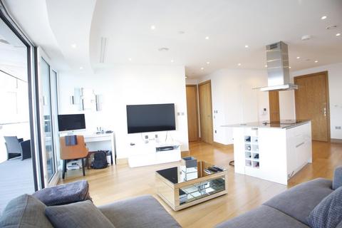 2 bedroom apartment to rent, Arena Tower, Canary Wharf E14