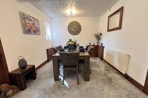 178 Curbar Road, Birmingham, B42 2AX