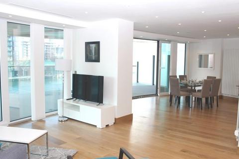 2 bedroom apartment to rent, Arena Tower, Canary Wharf E14