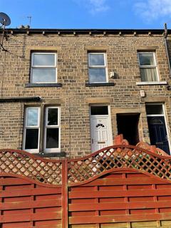 2 bedroom terraced house to rent, Norwood Road, Huddersfield