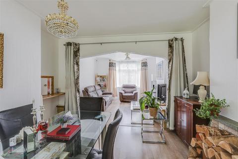 3 bedroom semi-detached house for sale, Gladstone Street, Forest Fields NG7