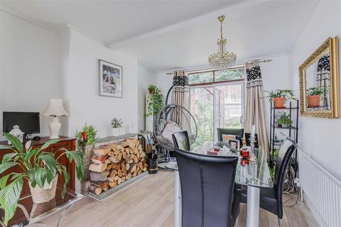 3 bedroom semi-detached house for sale, Gladstone Street, Forest Fields NG7