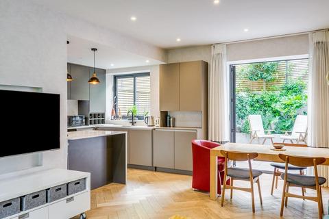 3 bedroom end of terrace house for sale, Oak Hill Park Mews, Hampstead, London, NW3