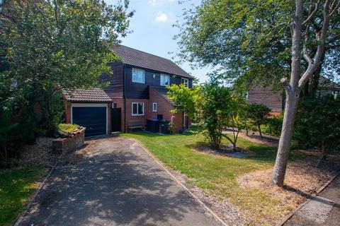 4 bedroom detached house to rent, Coppin Lane, Bradwell