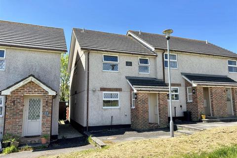 3 bedroom terraced house to rent, School Road, Summercourt, Newquay