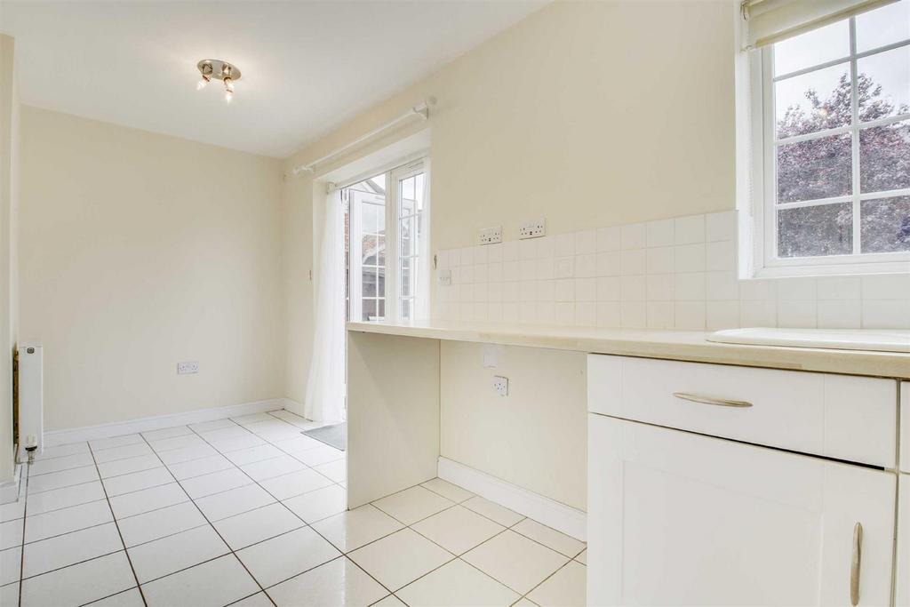 Kitchen dining room