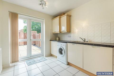 3 bedroom townhouse to rent, Hatherton Court, Worsley, Manchester