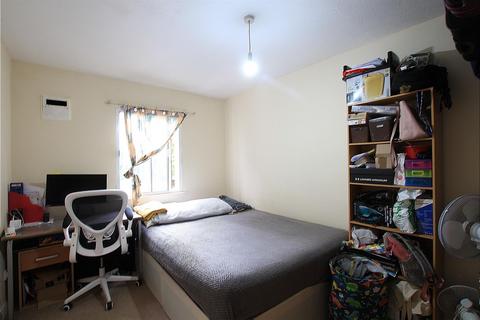 1 bedroom apartment to rent, Lampton Road, Hounslow TW3