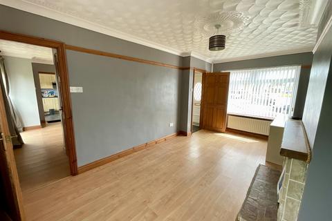88 Brynawelon, Llanelli, SA14 8RA