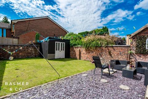 2 bedroom semi-detached house for sale, Tyldesley Old Road, Atherton M46