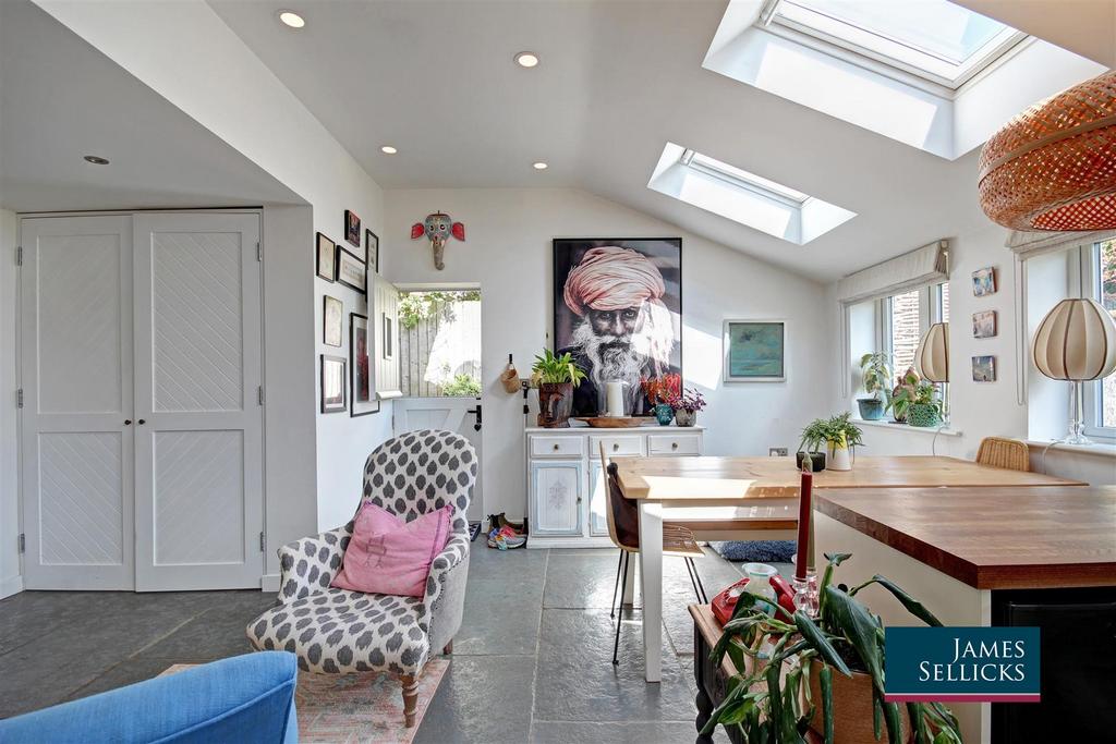 Open plan living kitchen