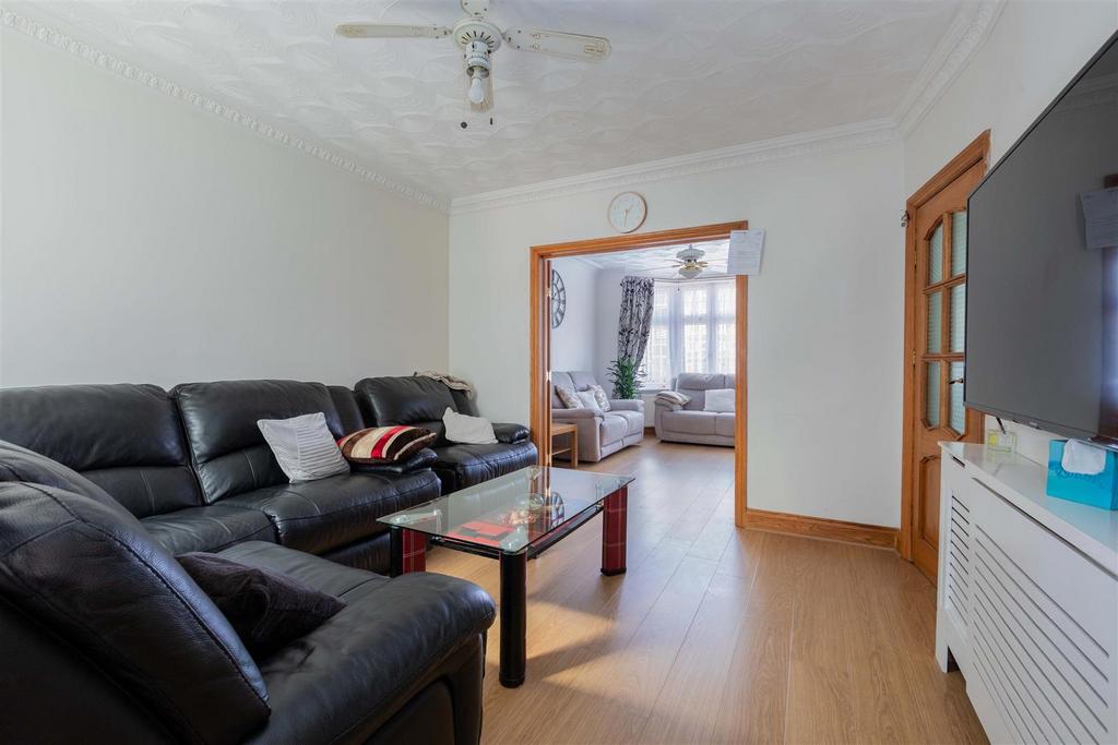 13 Henry Road-13.jpg