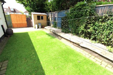 2 bedroom semi-detached bungalow for sale, Oakmere Close, Potters Bar EN6