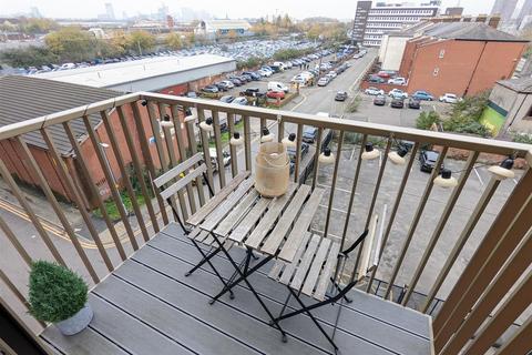 1 bedroom apartment to rent, Local Crescent, 4 Hulme Street