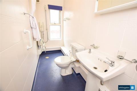 2 bedroom terraced house for sale, Cross Flatts Terrace, Leeds, West Yorkshire, LS11