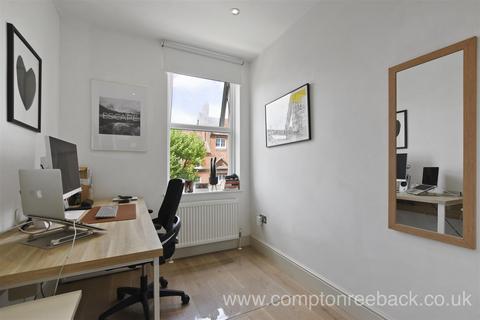 2 bedroom flat to rent, Elgin Avenue, London W9