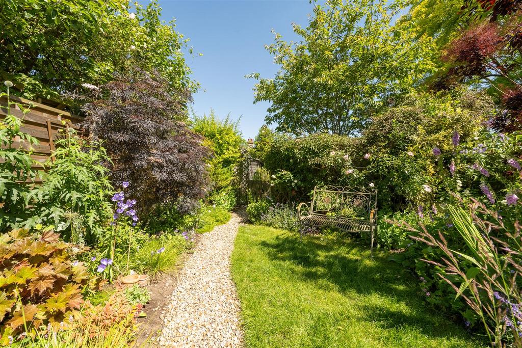 6 Baliol Road, Hitchin-35.jpg