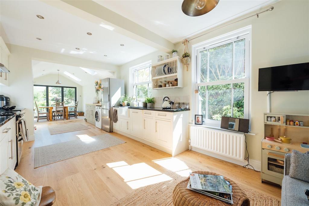 6 Baliol Road, Hitchin-11.jpg