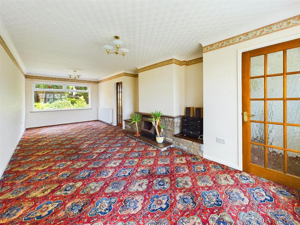 Lounge Dining Room