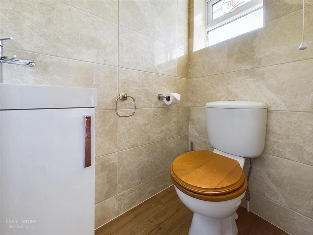 Ground Floor Wc