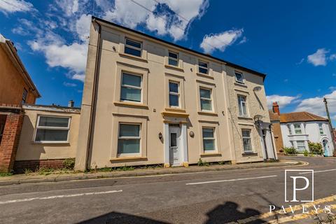 8 bedroom townhouse for sale, Portobello Road, Walton On The Naze