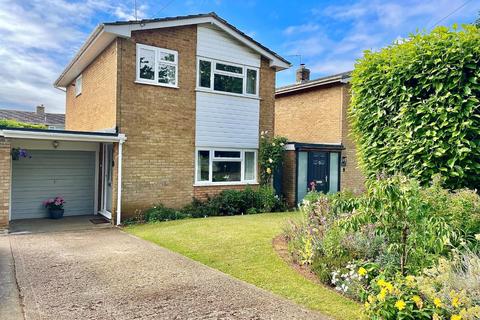1 Blackthorn Close, Spratton, Northampton, NN6 8JJ
