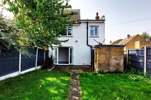 2 bedroom semi-detached house to rent, Charlton Close, Ramsgate