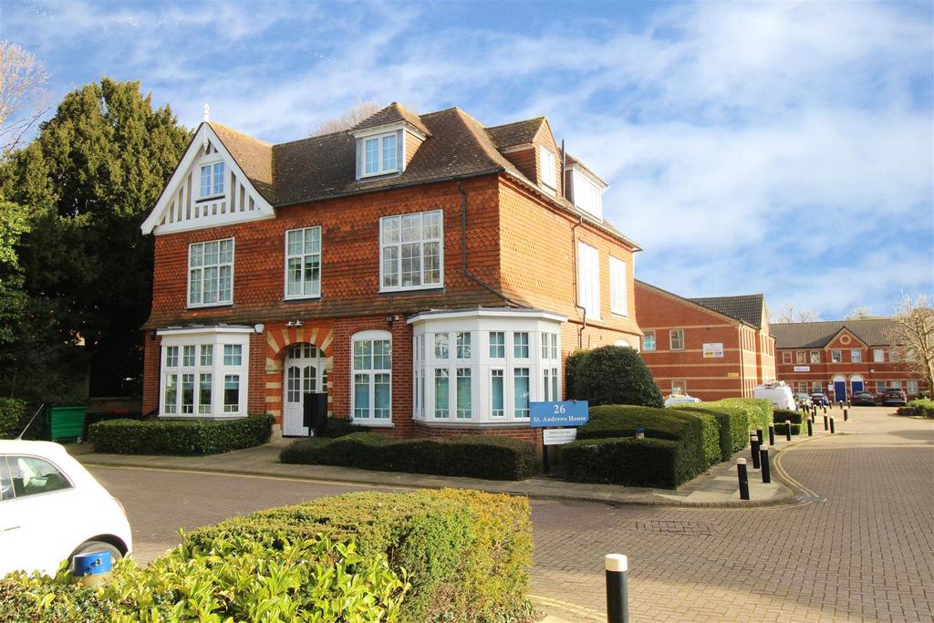 26 Brighton Road, Southgate, Crawley... 1 bed flat to rent £1,035 pcm