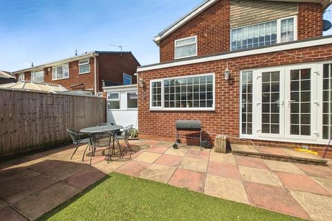 3 bedroom house for sale, Bourtree Close, Wallsend
