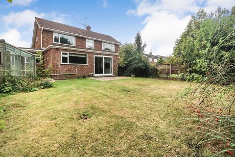 4 bedroom detached house for sale, Hilly Field, Harlow