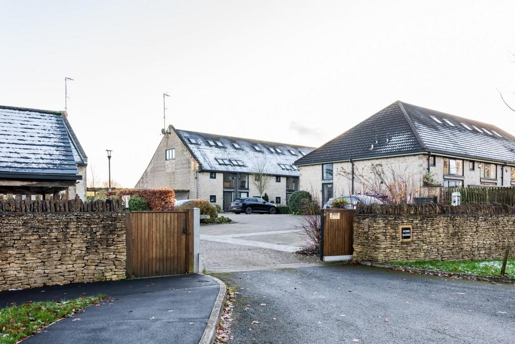 18 Home Barns, Marshfield, SN14 8 JN-11.jpg