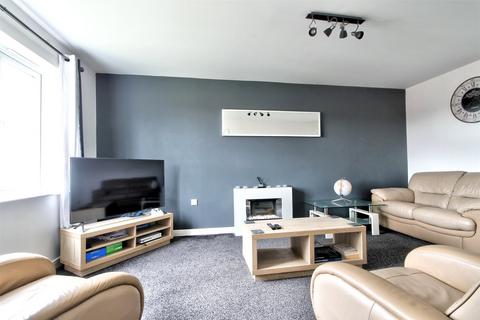 2 bedroom flat for sale, Twizell Burn Walk, Pelton Fell, Chester Le Street, DH2