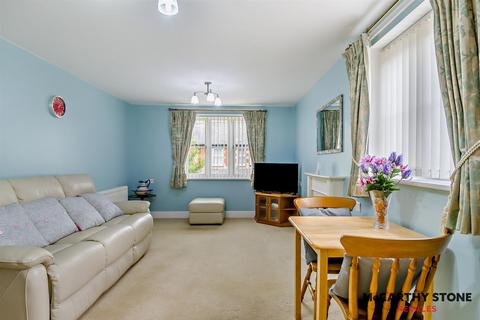 1 bedroom apartment for sale, Edwards Court, Queens Road, Attleborough