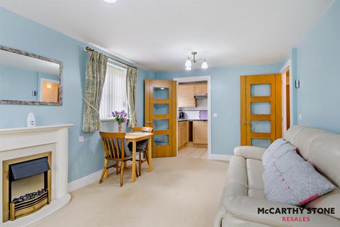 1 bedroom apartment for sale, Edwards Court, Queens Road, Attleborough