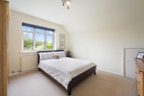 3 bedroom detached house for sale, Vale Road, Worcester Park