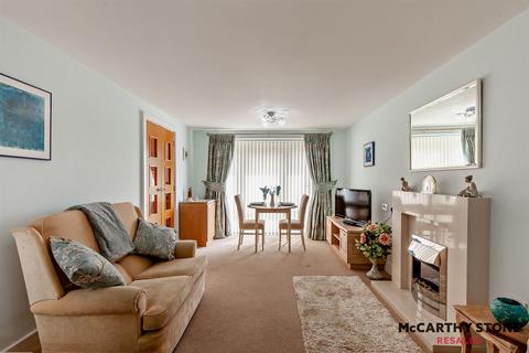 1 bedroom flat for sale, Bailey Court, New Writtle Street, Chelmsford