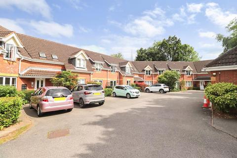 2 bedroom apartment for sale, Walkers Way, Kenilworth