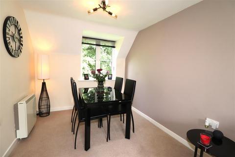 2 bedroom apartment for sale, Walkers Way, Kenilworth