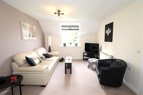 2 bedroom apartment for sale, Walkers Way, Kenilworth