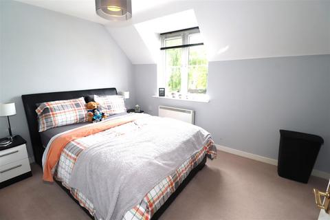 2 bedroom apartment for sale, Walkers Way, Kenilworth