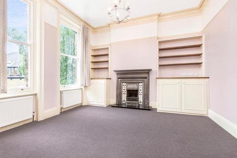 2 bedroom flat for sale, Fitzgeorge Avenue, London, W14