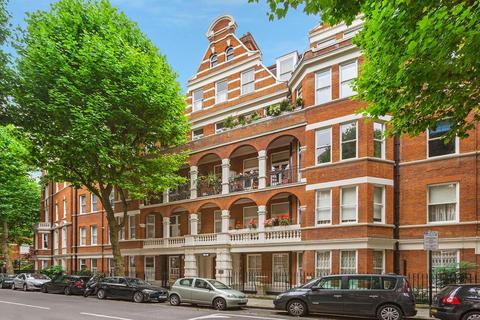 17a Fitzgeorge Avenue, London, W14 0SY